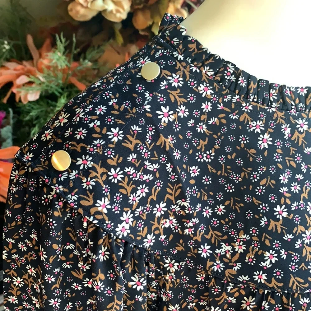 Loft Floral Ruffle Neck Rib Blouse - Picture 4 of 13